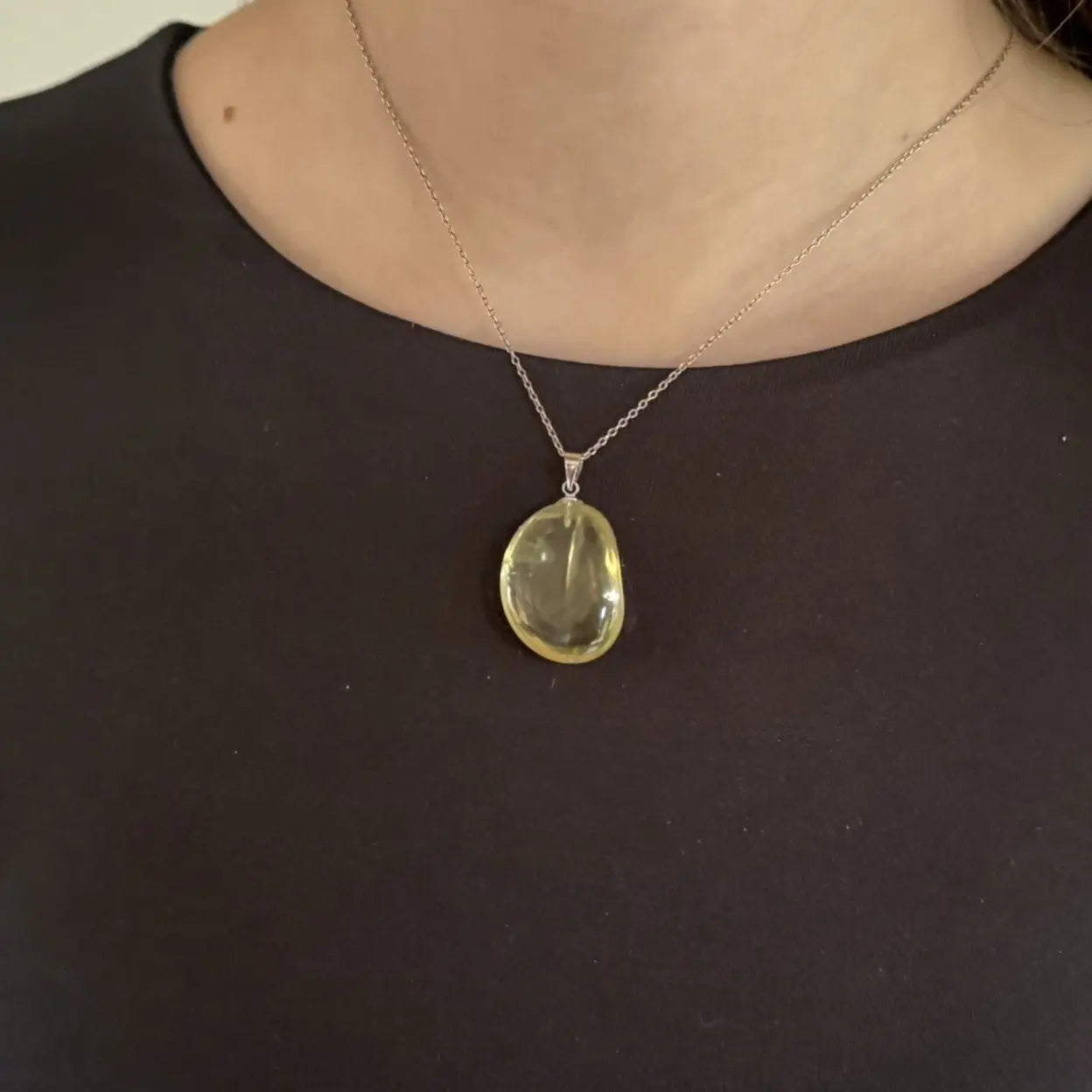 pendentif-citrine-forme-libre-mon-mineral